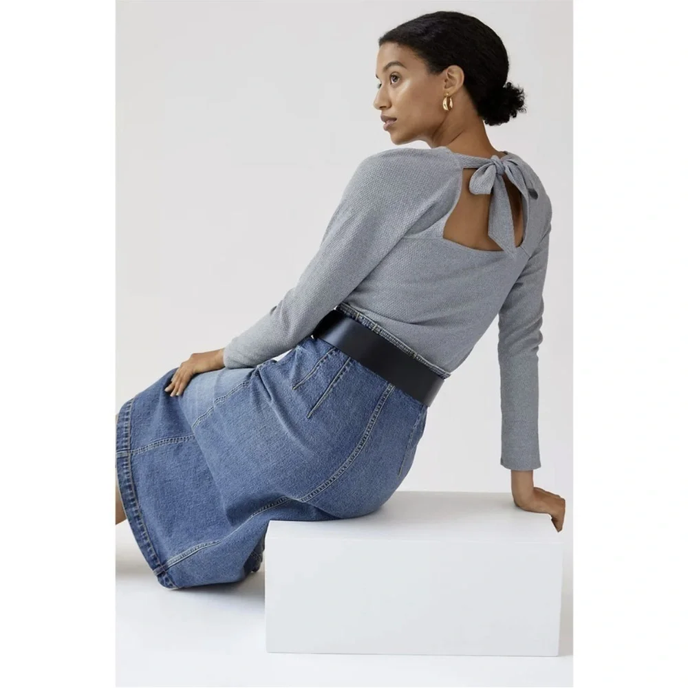 Anthropologie Pilcro Gray Notch Neck Tee - small G3